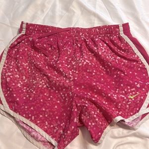 Girls Large Nike shorts
